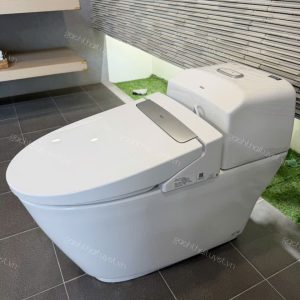 Bàn cầu một khối Dòng S400 kết hợp Nắp điện tử INAX mã AC-1032+CW-H20VN