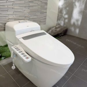 Bàn cầu một khối Dòng S400 kết hợp Nắp điện tử INAX mã AC-1032+CW-H20VN