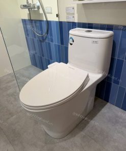 Bàn cầu một khối LOVEN + Nắp rửa thông minh INAX mã VF-1862