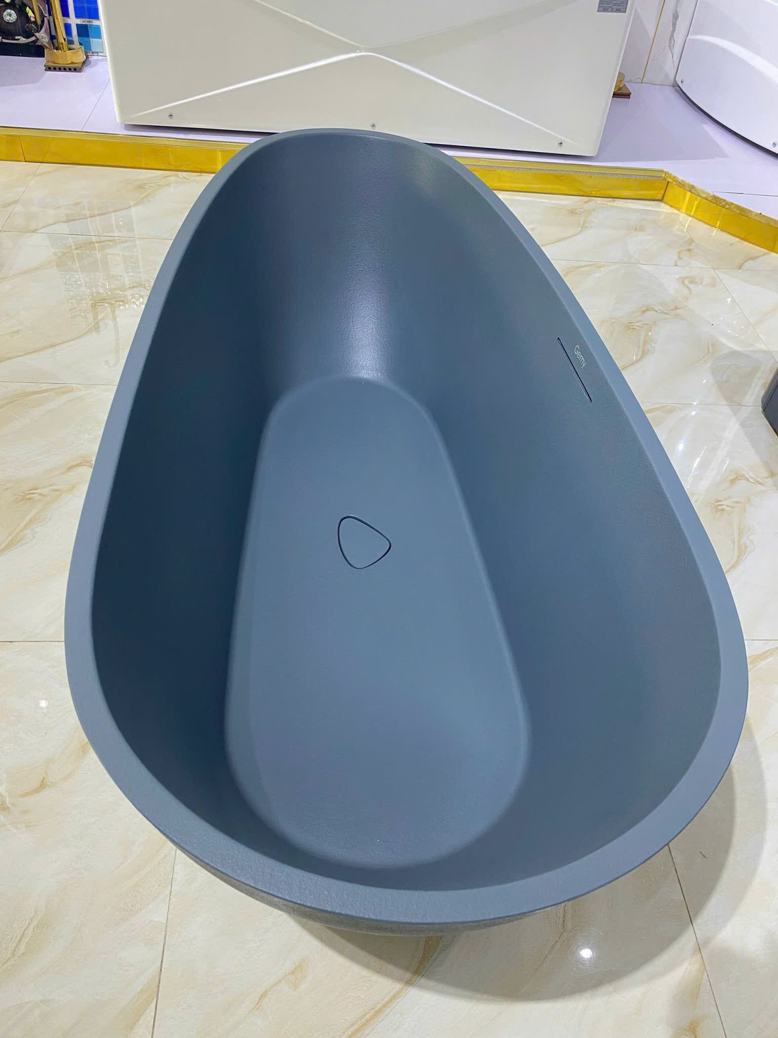 Bồn Tắm Gemy G9577 Đặt Sàn