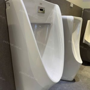 Bồn tiểu cảm ứng treo tường CONCEPT mã WP-6507