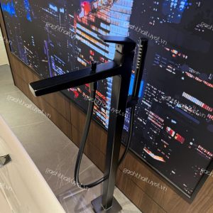 Vòi xả bồn nóng lạnh kèm sen tắm ToTo mã TBG10306AA