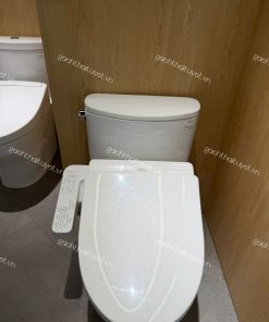 Bàn cầu hai khối nắp điện tử ToTo mã CS767RW18