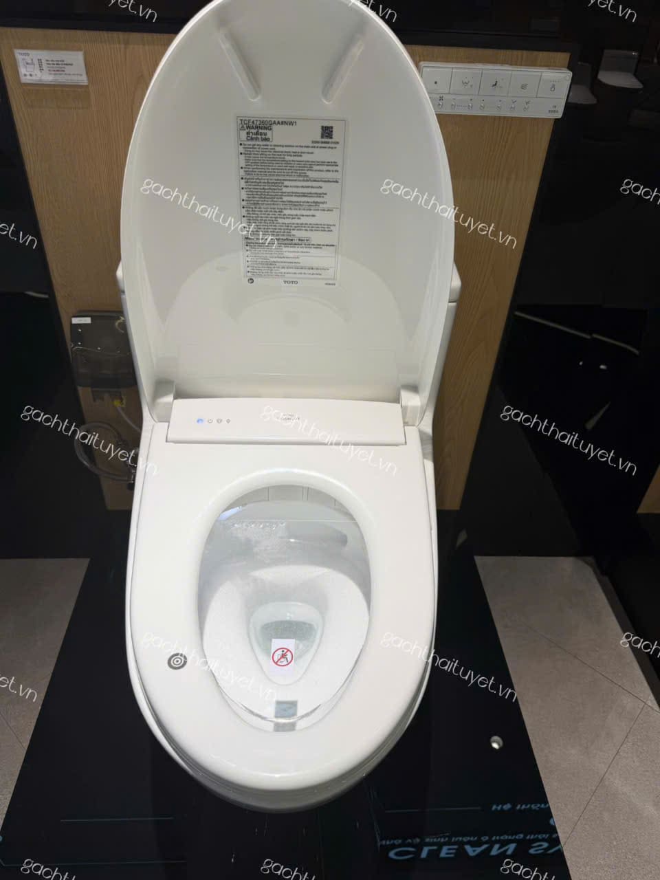 Bàn cầu một khối nắp điện tử ToTo mã MS885CDW24