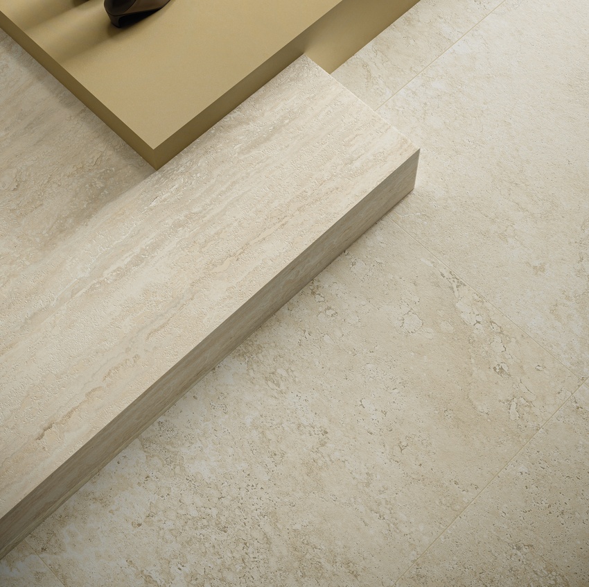 Bề mặt gạch ốp lát Italia 120x120 Travertino Bianco Cross Cut Cận cảnh bề mặt men matt, vân đá sắc nét