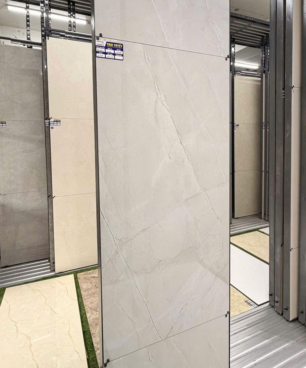 Gạch Vitto 60x120 mã 32133
